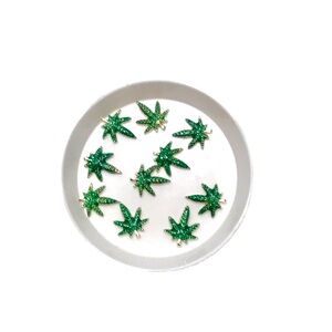 🆕 Green Enamel Gold Hemp Leaf tree nail charms